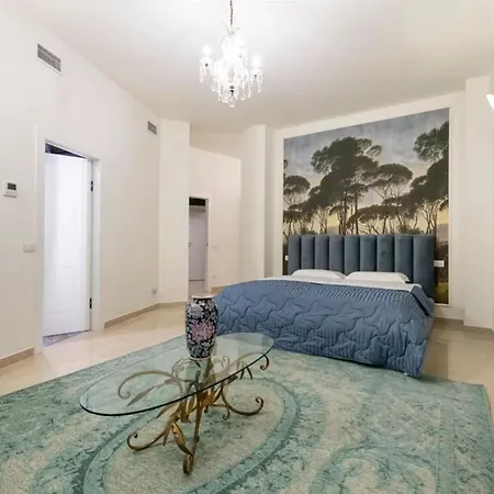 Luxurious 4-bedroom With Ocean Views In