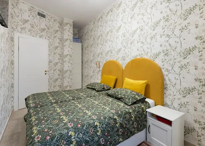 Luxurious 4-bedroom With Ocean Views In *