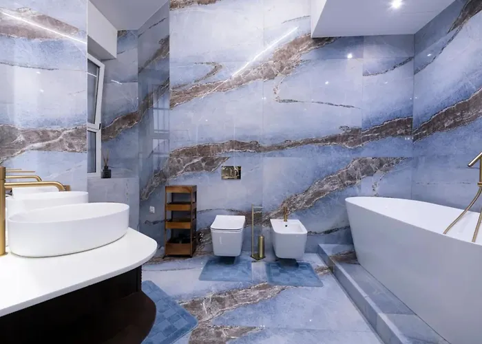 Luxurious 4-bedroom With Ocean Views In Appartamento *